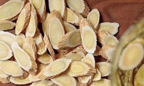 熟地黄的功效与作用网 - 为你提供九蒸九晒熟地黄的功效与作用、熟地黄的功效与作用吃法大全